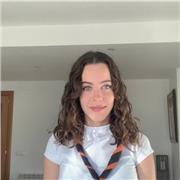professora de matematiques, musica i ciencies socials disposada a ensenyar i donar suport a l'alumne